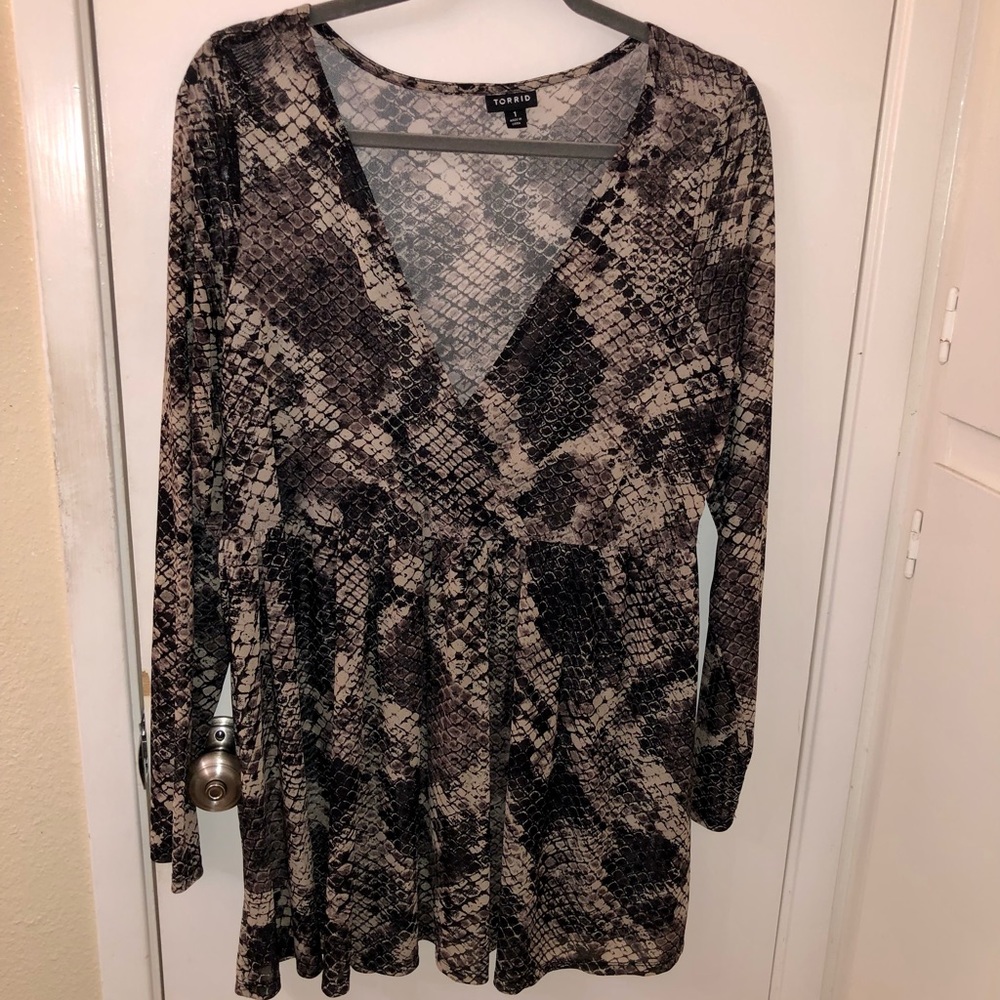 Semi-sheer snakeskin print shirt